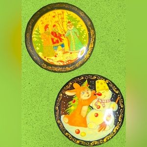 Vintage Pair Hand Painted Russian Christmas Pin Brooches. Estate Find